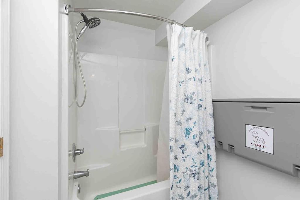 Family Friendly Home Close To Airport And Downtown Des Moines Buitenkant foto