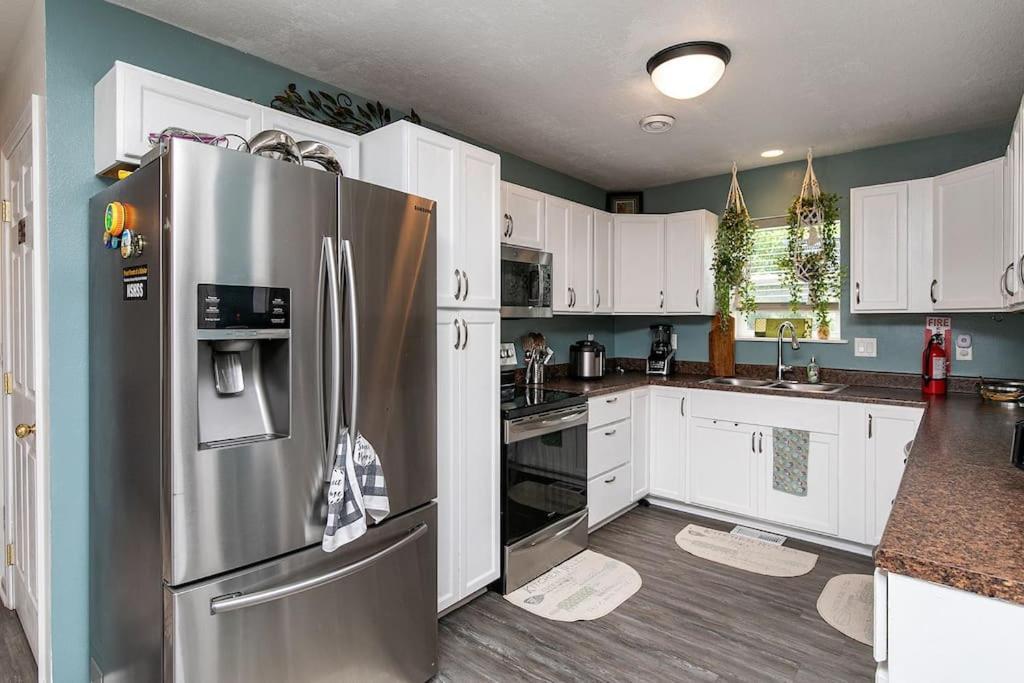 Family Friendly Home Close To Airport And Downtown Des Moines Buitenkant foto